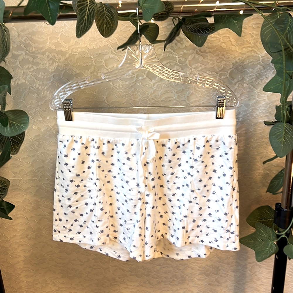 Rowa Floral Pull On Shorts, White, Women’s Large